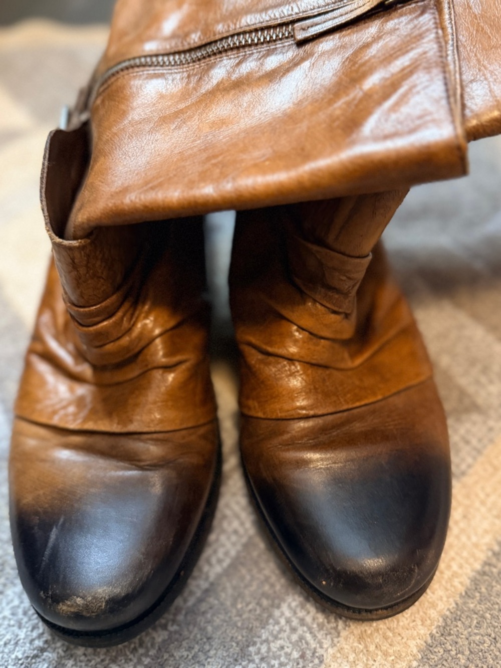 Vince Camuto|Distressed Moto Ankle Boots|Leather|Mid Shaft|Two Toned|Size 10.5 - Picture 3 of 16